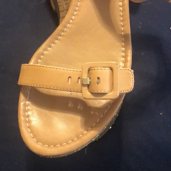 Sandals - Picture 5 of 8